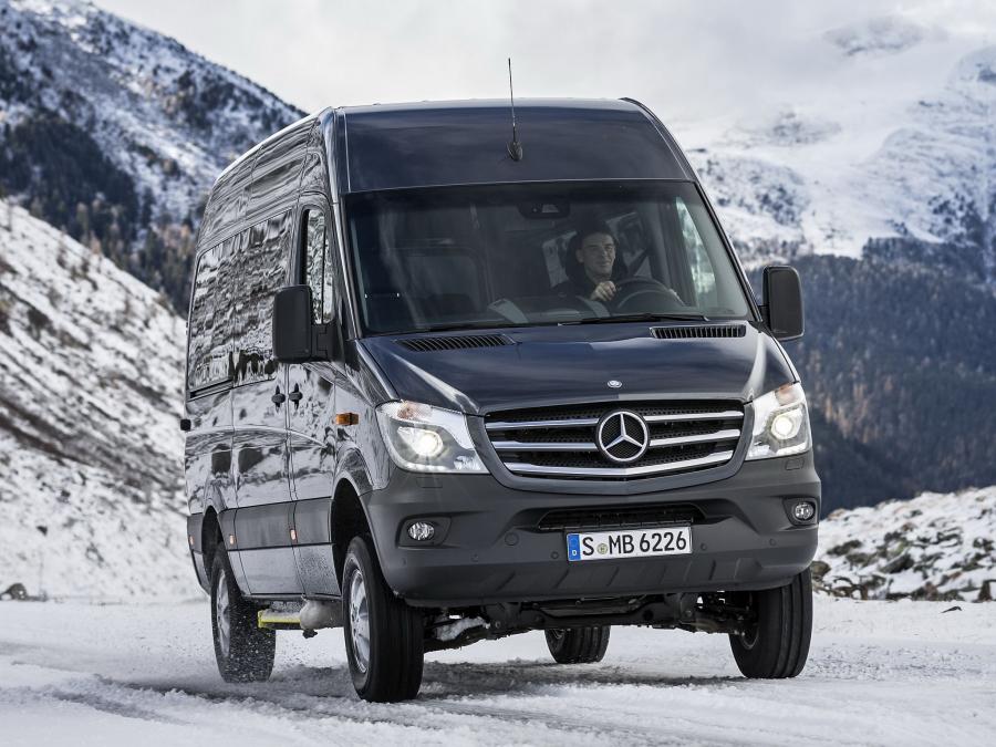  Mercedes-Benz Sprinter High Roof 4x4 2013 года  (фото 8 из 15)